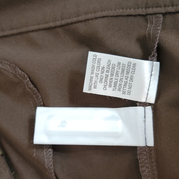 Laura Ashley Women's Brown Roll Tab Zip Up Jacket, PM - Picture 9 of 9